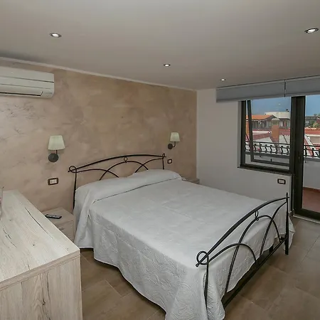 Apartment Attico Recanati Giardini Naxos